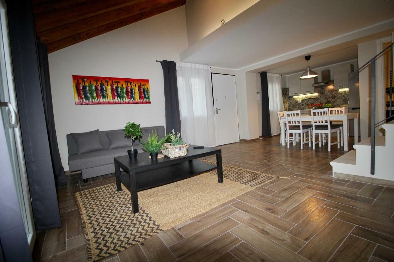 Katana Suites Beach Agnone Bagni Kültér fotó
