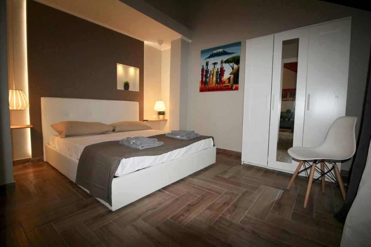 Katana Suites Beach Agnone Bagni Kültér fotó