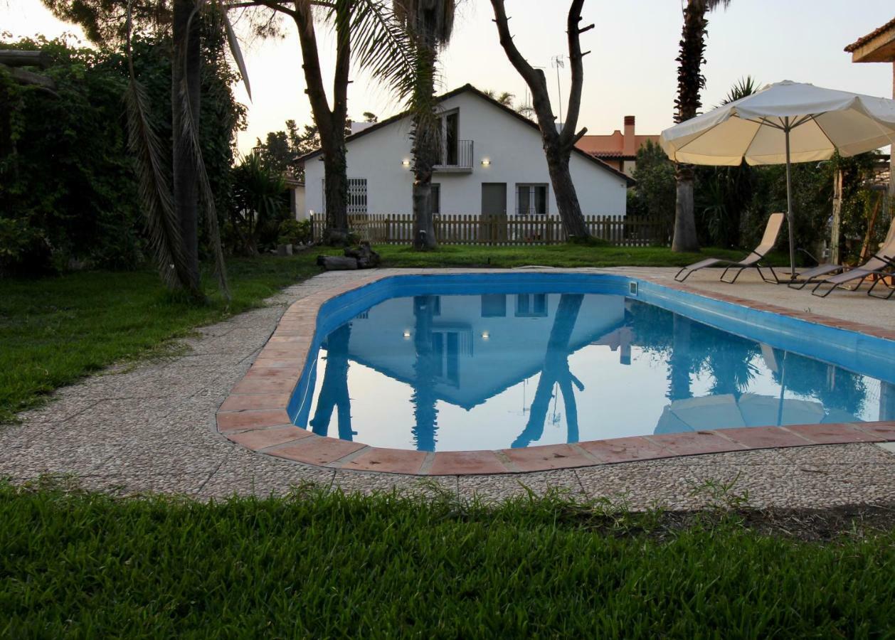 Katana Suites Beach Agnone Bagni Kültér fotó