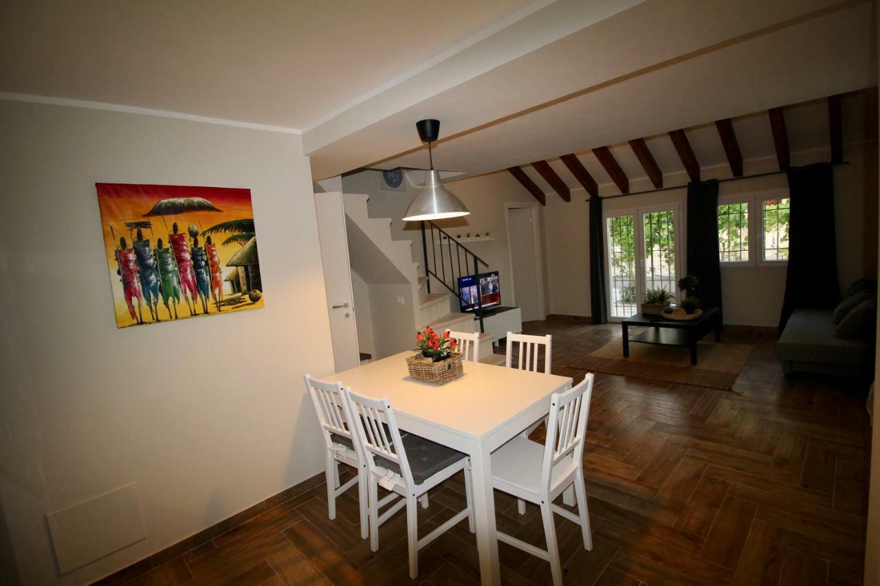 Katana Suites Beach Agnone Bagni Kültér fotó